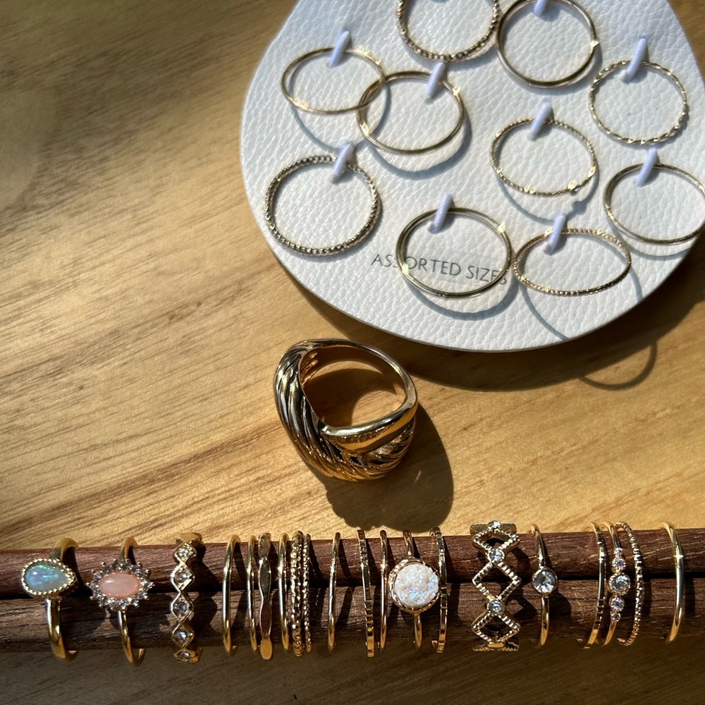 Over 30 rings! From places like Francesca’s, Altar’d State, Forever21 and H&M